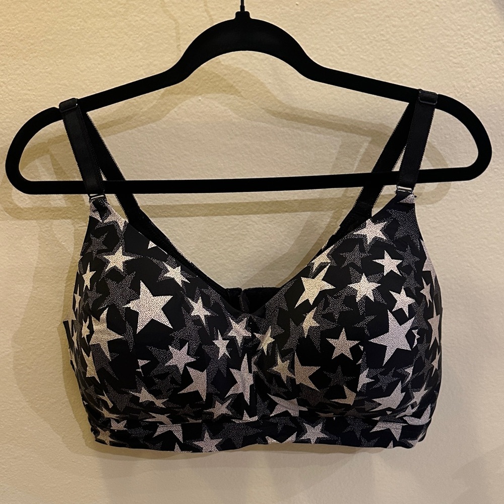 Black Star-Print Wireless Bra — Comfortable Everyday Support